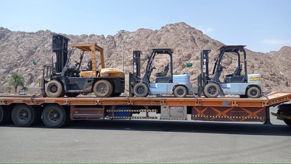 فوركلفت للايجار المدينة رافعة شوكية للايجار المدينة كرين للايجار المدينة 0578223419