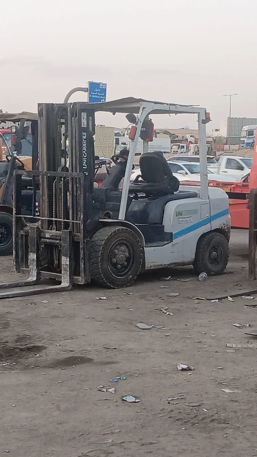 رافع شوكيه 3طن 7طن 10طن للايجار الشهري واليومي