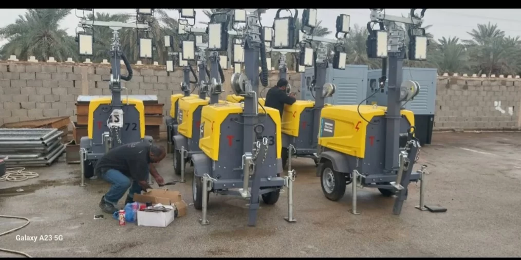 سيزرلفت مانلفت رافعة مقصية رافعة شوكية تاورلايت ابراج انارة مكة جدة الطائف