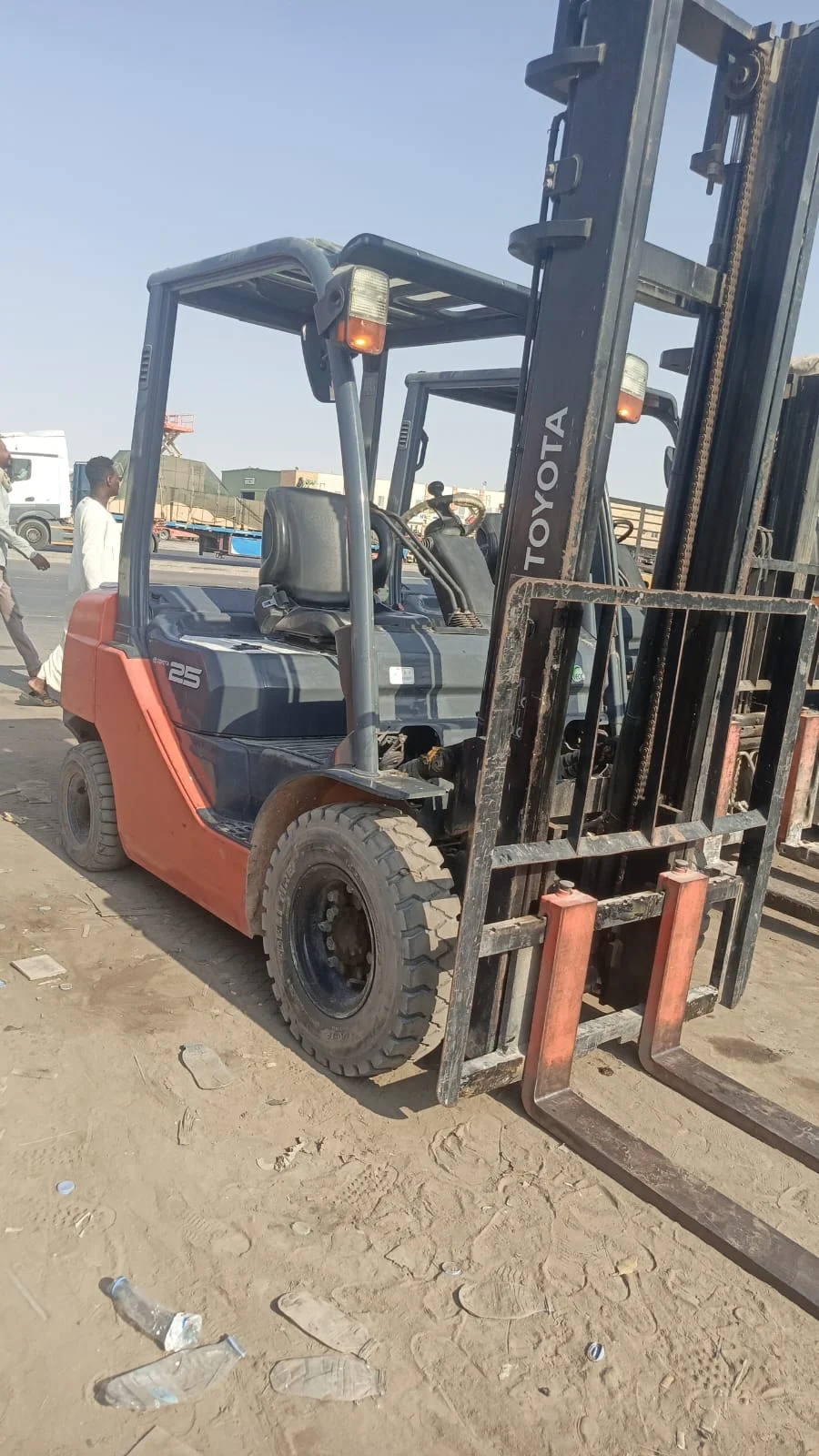 تأجير رافعات شوكيه الرياض _الدمام 576778672