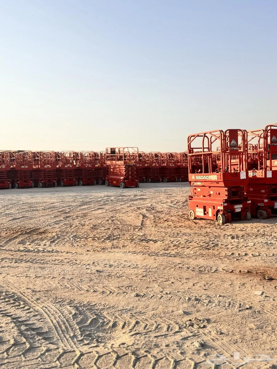 سيزر لفت للأيجار في الدمام || Scissor lift rental Dammam || مقاسات 8متر 12متر 16متر حديث || تاج المملكة