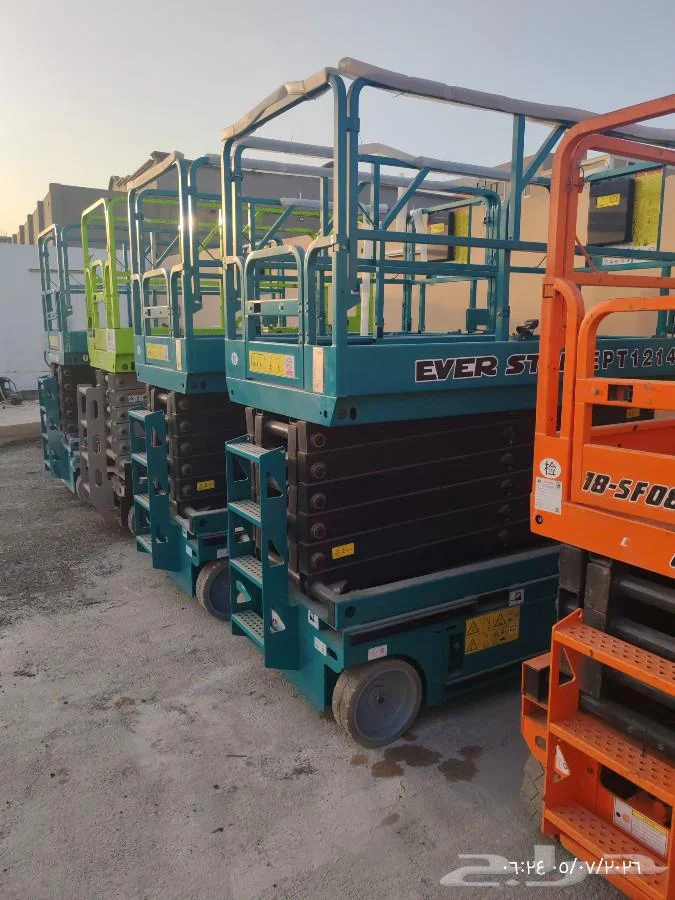 تأجير سيزر لفت في جدة || Scissor lift hire Jeddah || مقاسات 8متر 10متر 12متر 16متر 14متر || تاج المملكة