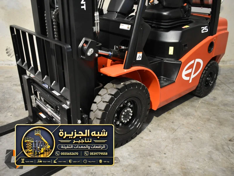 فوركلفت للايجار في جدة •• رافعات شوكية ديزل حديثة جديدة للايجار في جدة