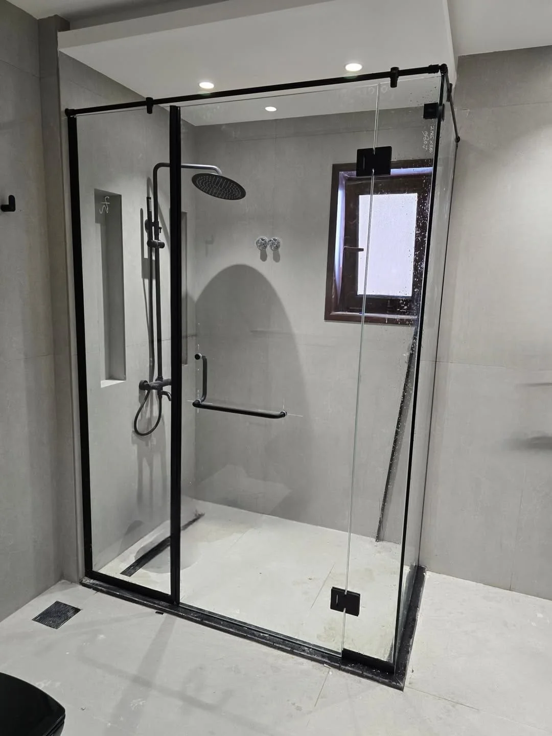 زجاج سكريت صامطه جازان