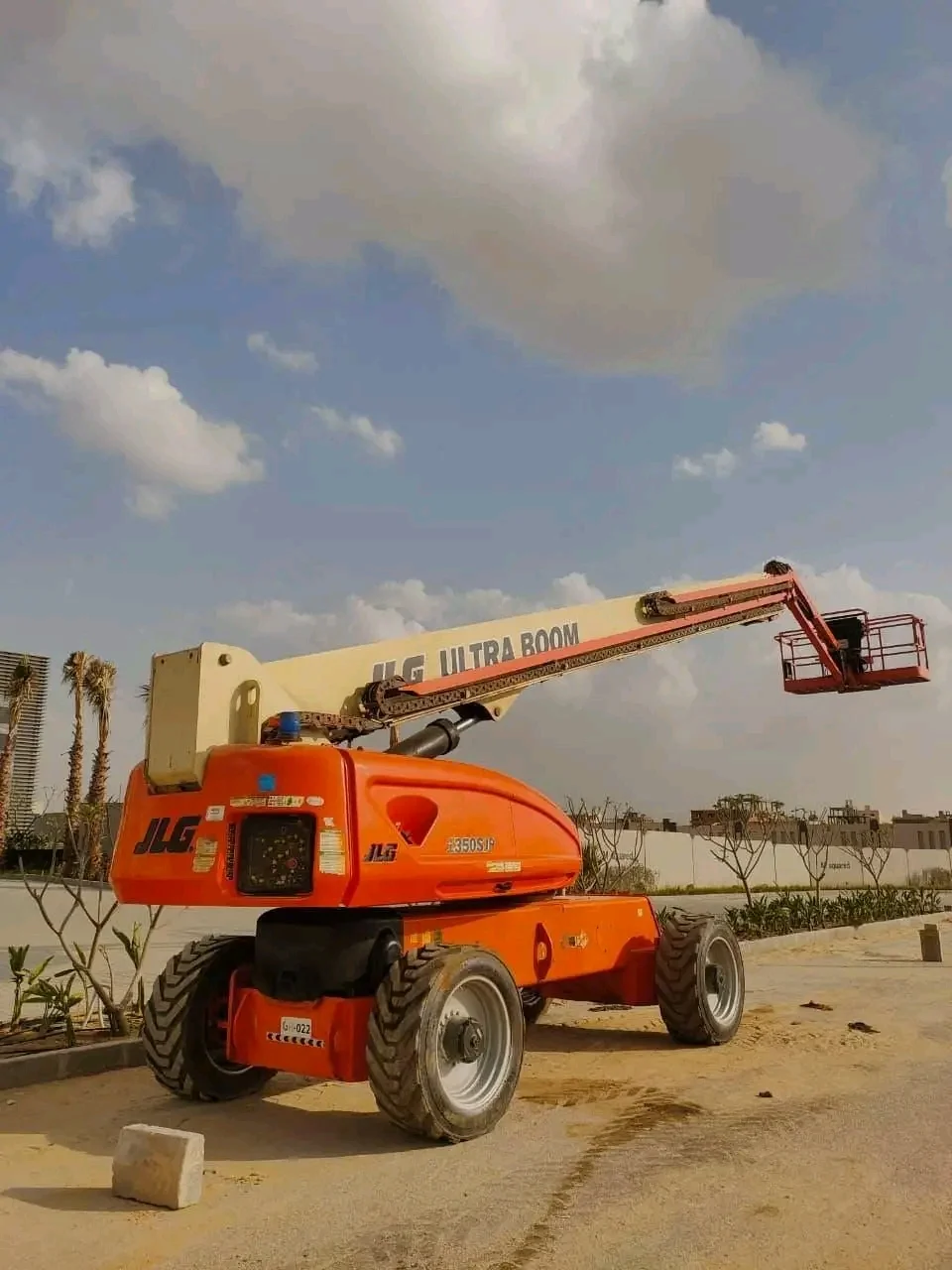 رافعة شوكية للايجار جدة الرياض الدمام سيزرلفت للايجار مان  لفت