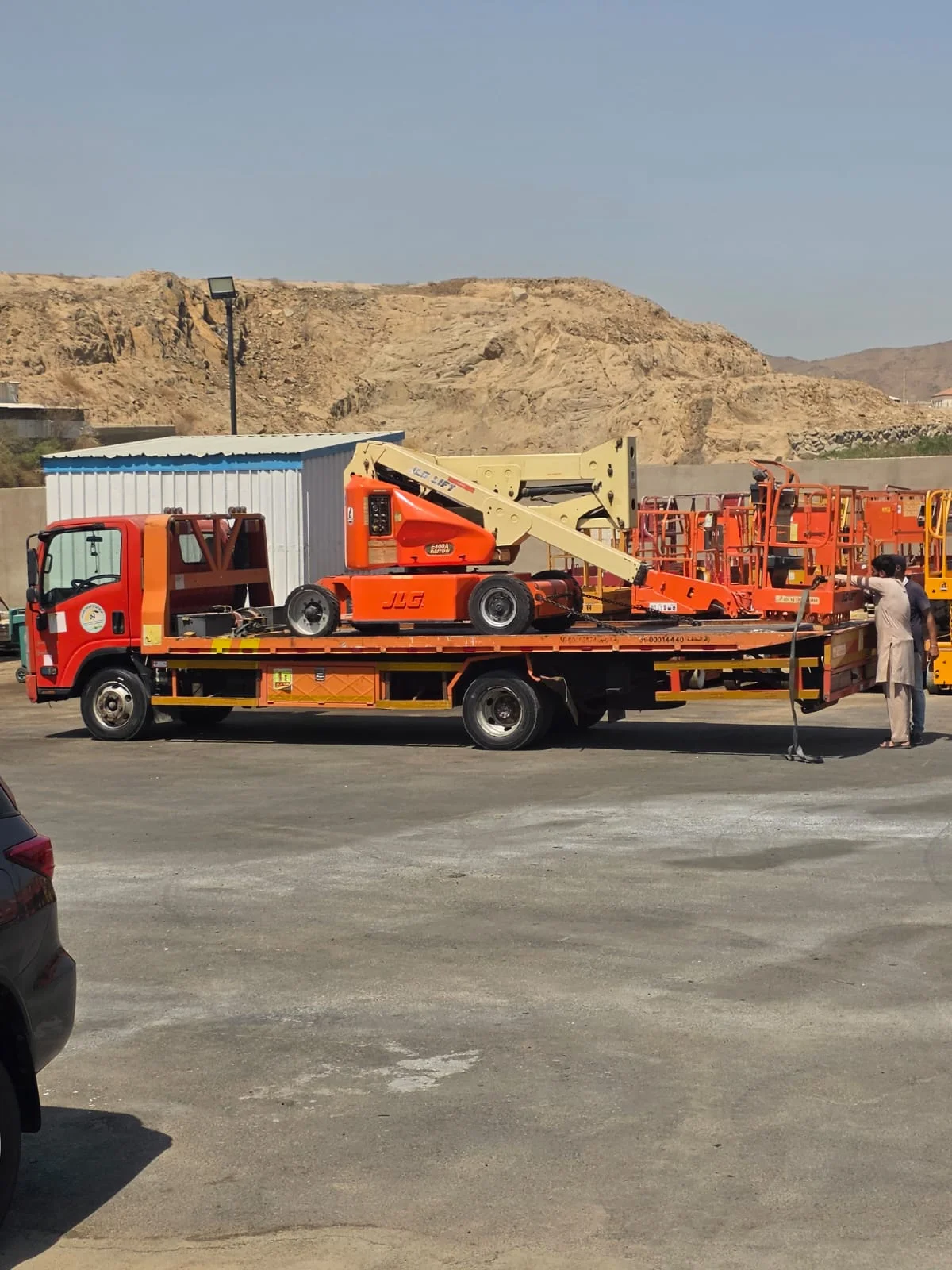 سيزر لفت 6m,8m,12m,10m للايجار ومان لفت ورافعات شوكيه وكرينات وتاور لايت وابراج اناره للايجار