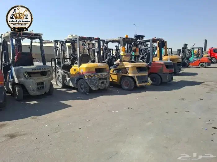فوركلفت للايجار بالرياض ⟫ 25 طن – 10 طن – 16 طن – 5 طن – 3 طن ⟫ مناولة حاويات ومعدات ⟫ المجمعة ورماح