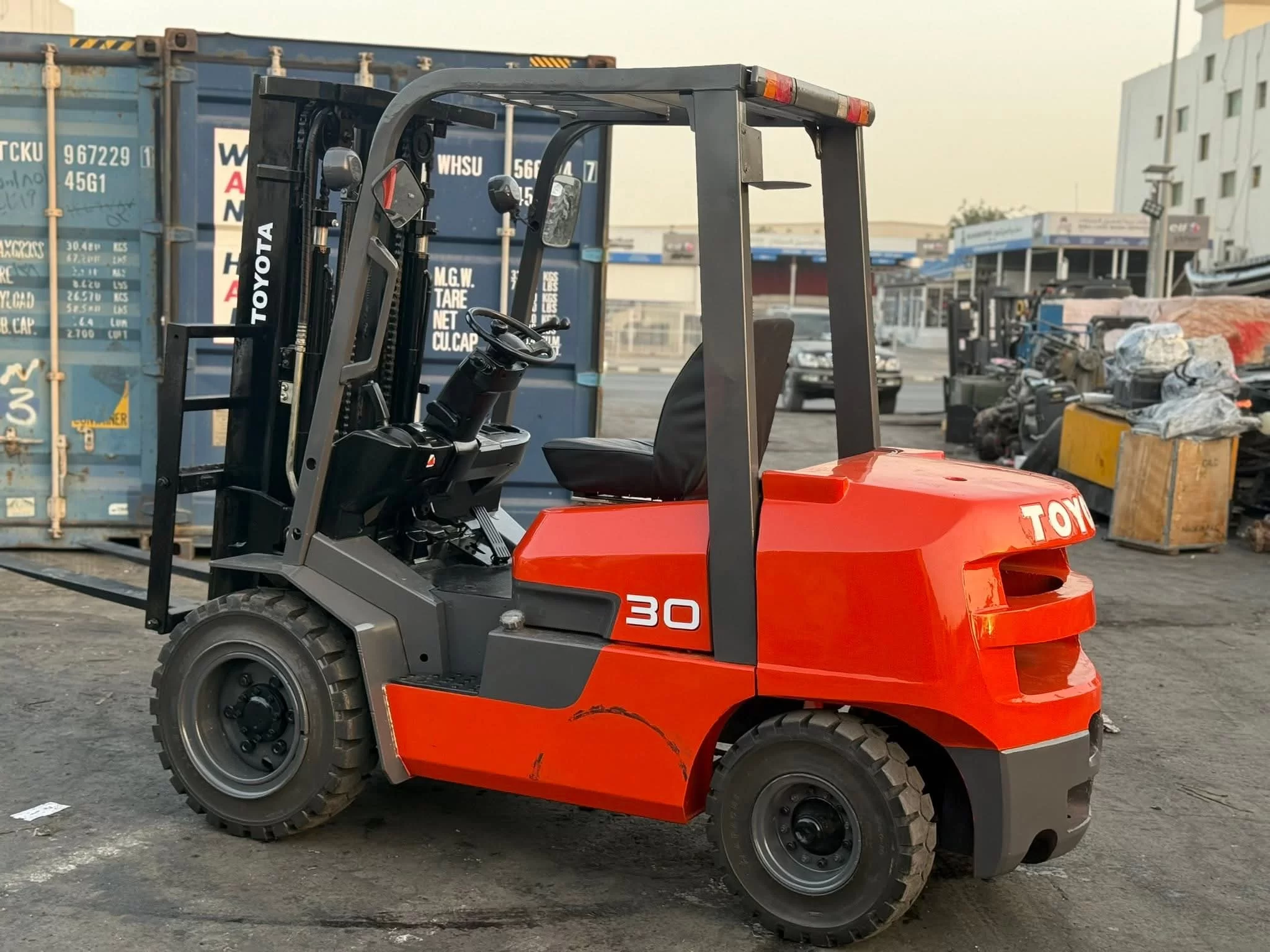 فوركلفت للإيجار في جدة | رافعات شوكية 1.5–16 طن | جاهزة فوراً | المنصة الذكية 0547169290