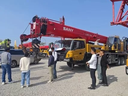 كرينات للإيجار في الرياض | تأجير كرينات بالدمام بالرياض - في السعودية - عقود شركات و مصانع