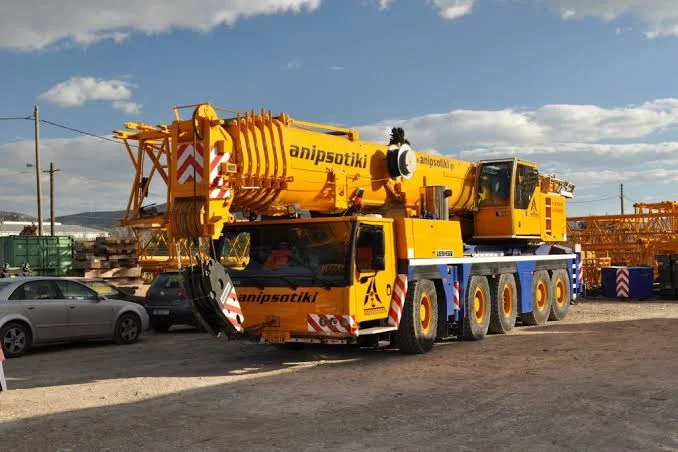 Crane 30 50 70 100 120 160 200 250 300 350 400 450.500 tons rental Dammam Riyadh, Buqaiq, Jubail